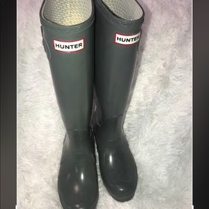 Hunter knee boots rain boots women’s size 5 gray
